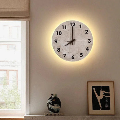 Traditional Round Wall Clock with Simple Elegance