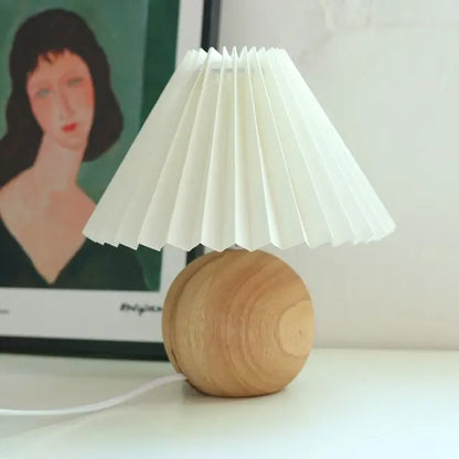 Elegant Traditional Vintage Table Lamp