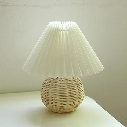 Simple Classic Folded Shade Desk Lamp