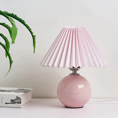Elegant Traditional Vintage Table Lamp