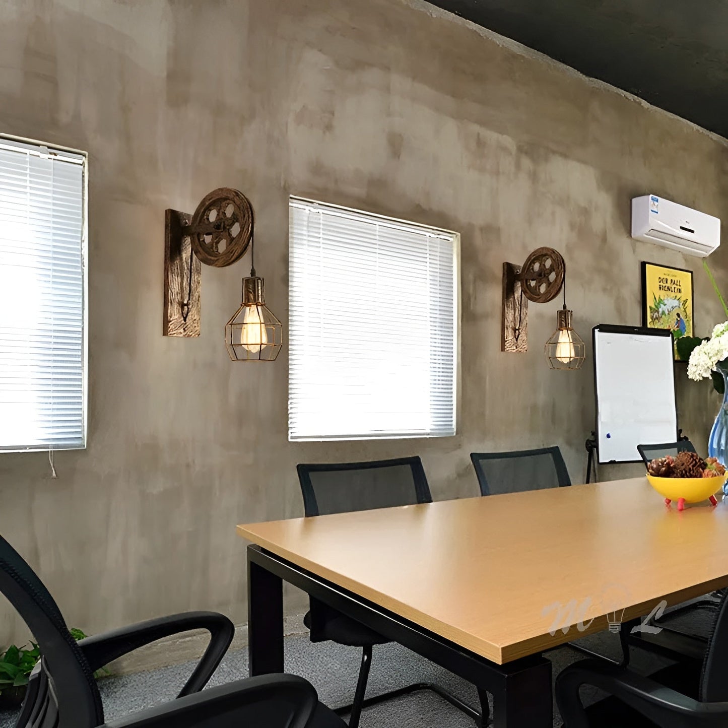 Rustic Metal LED Wall Light – Vintage Industrial Lamp