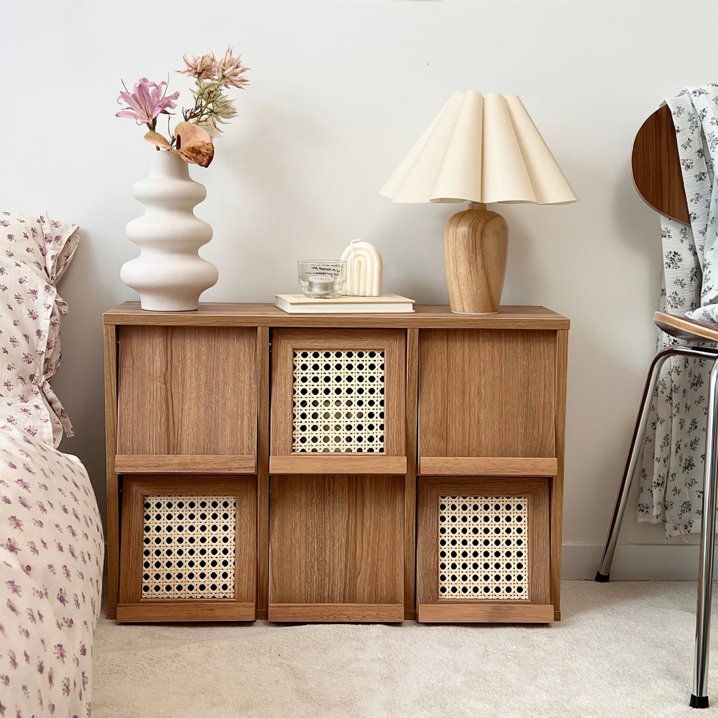 Luxury Soft Fold Table Lamp with Wood Base