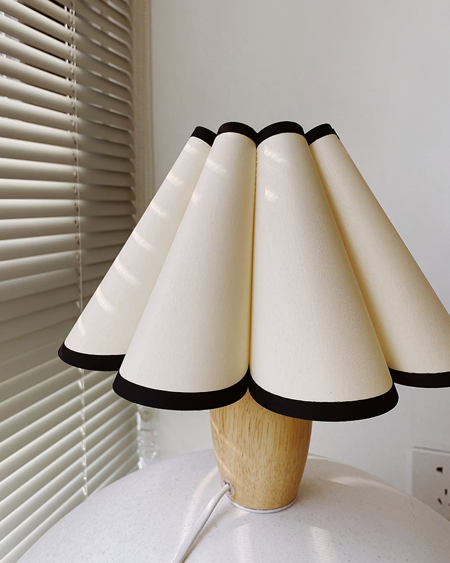 Classic Textured Woven Table Lamp