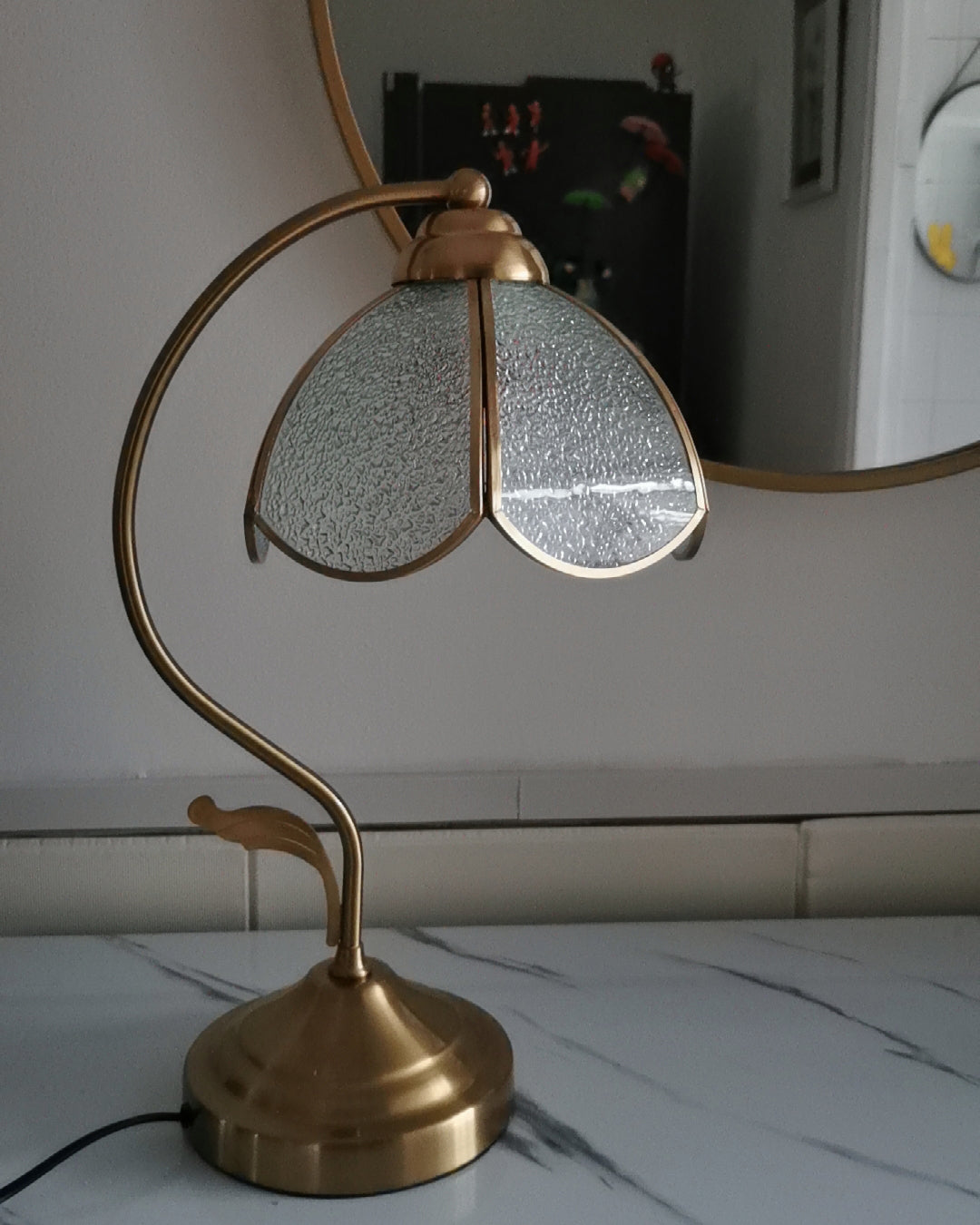 Elegant Flower Glass Desk Lamp