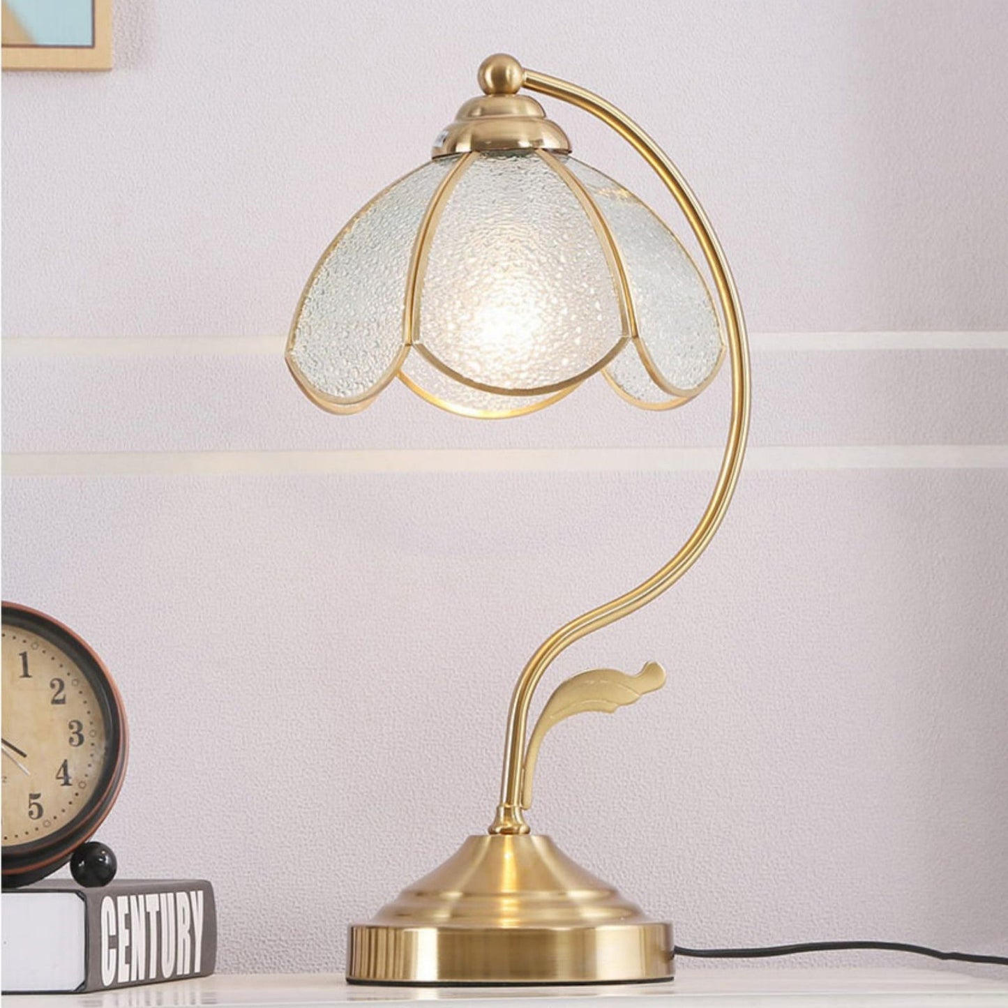 Elegant Flower Glass Desk Lamp
