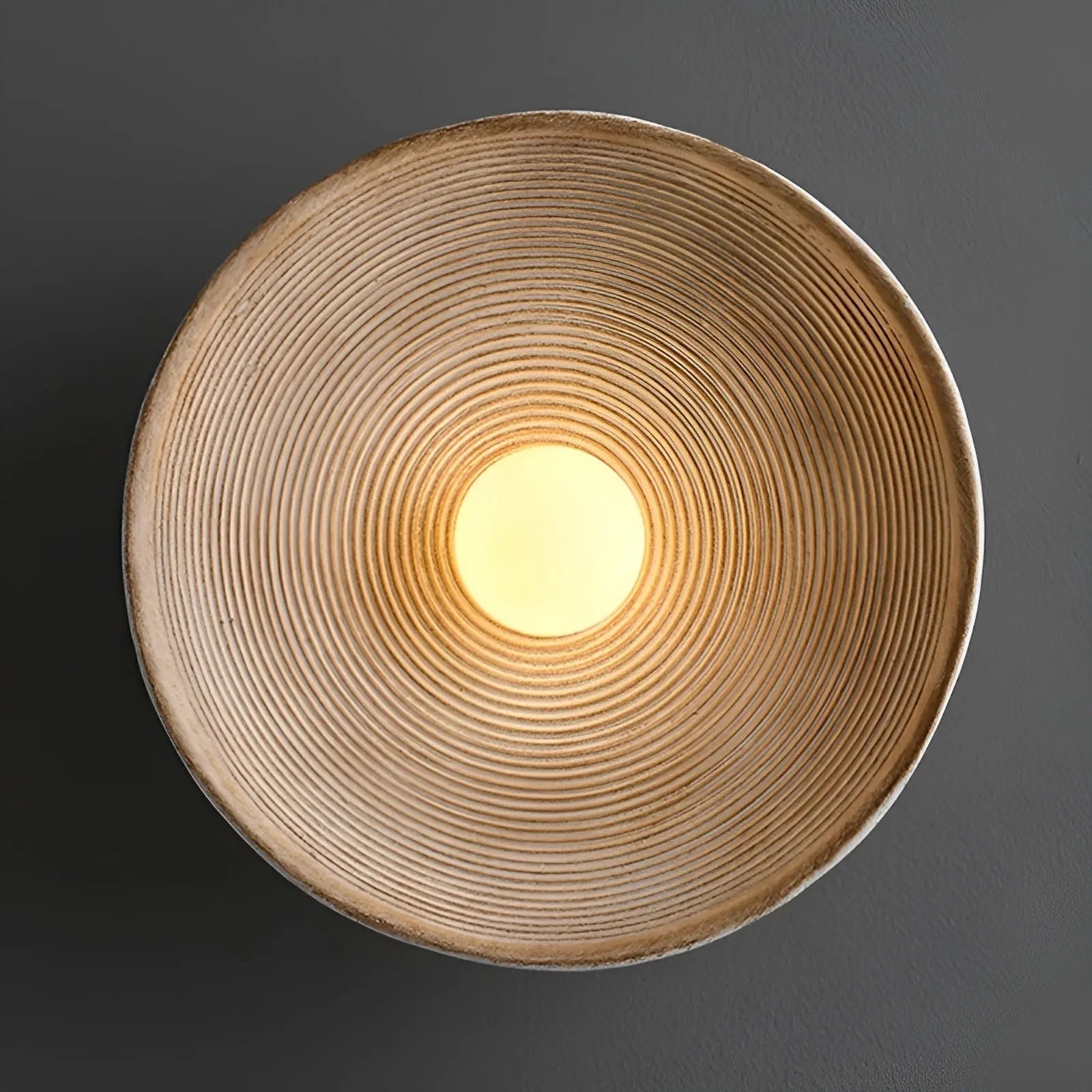 Elegant Modern Wall Light - Fesara