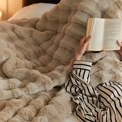 Plush Cloud Ultra Soft Duvet with Strong Stitching