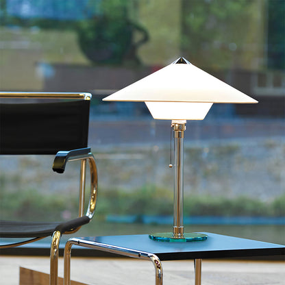Stylish Slim Desk Lamp with Modern Simple Style