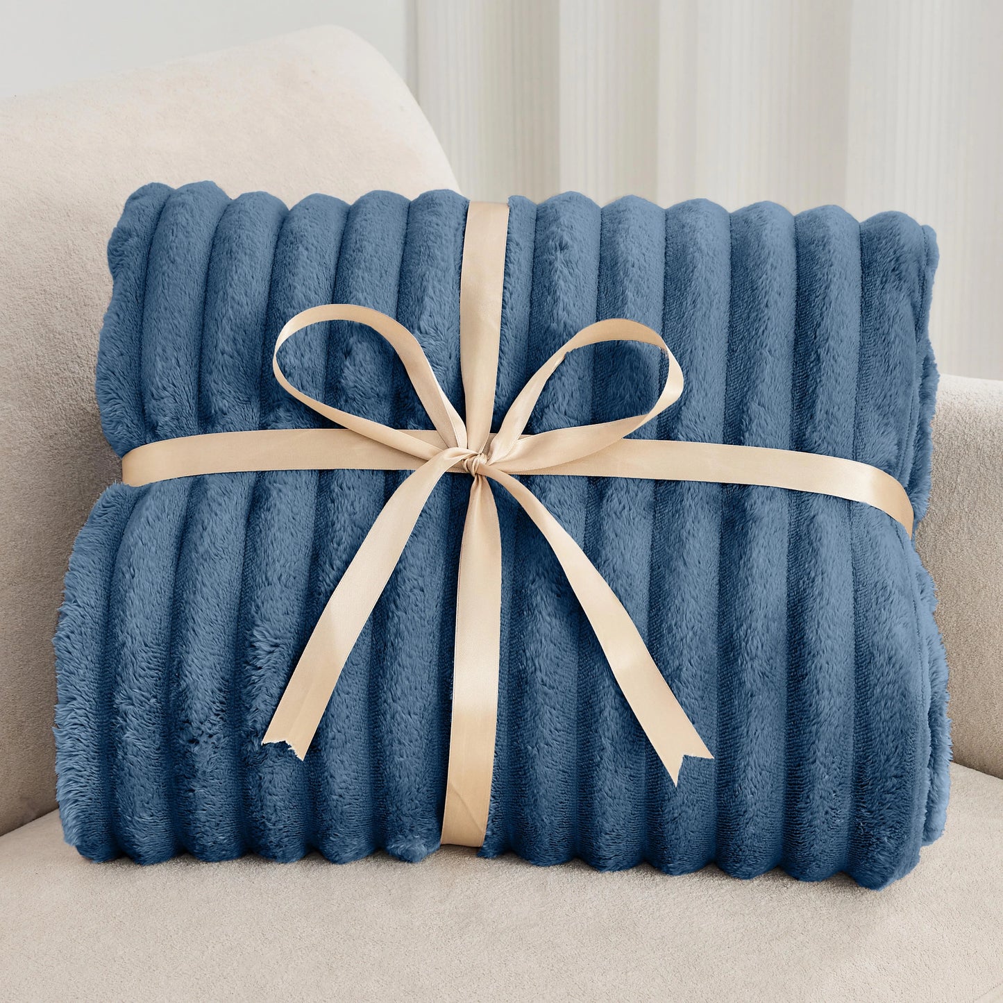 Soft Plush Twin Fleece Blanket Set