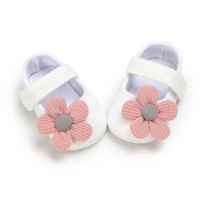 Fashionable Kids Athletic Shoes