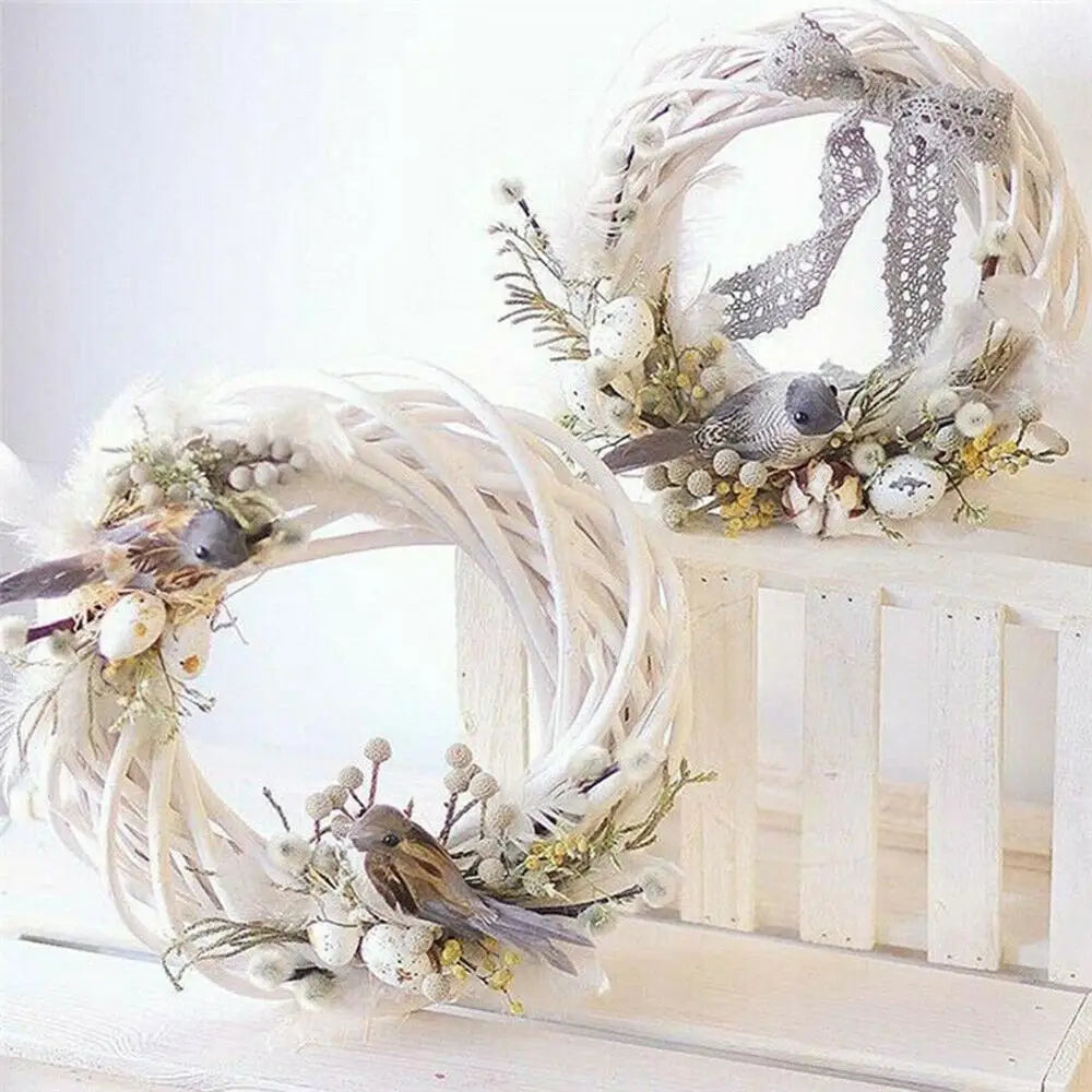 White Wonder | Luxury Rattan Wreath for Christmas 3