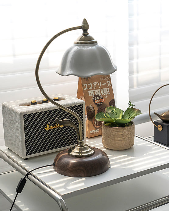 Classic Wooden Table Desk Lamp