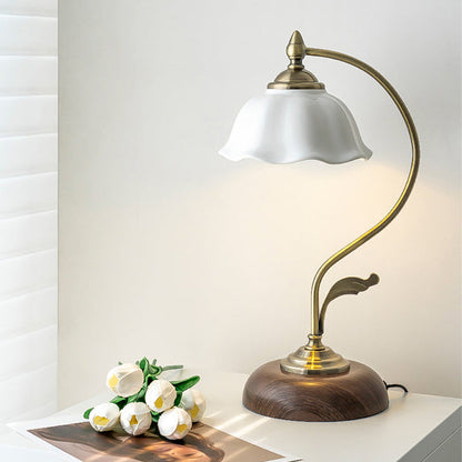Classic Wooden Table Desk Lamp