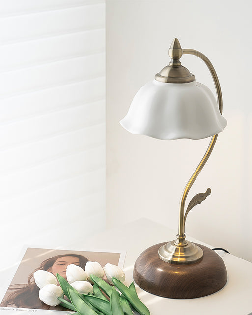 Classic Wooden Table Desk Lamp