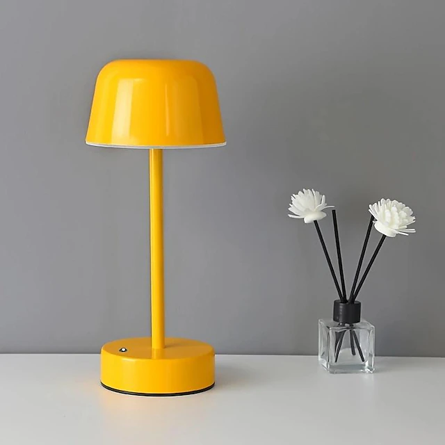 Modern Wireless Table Lamp