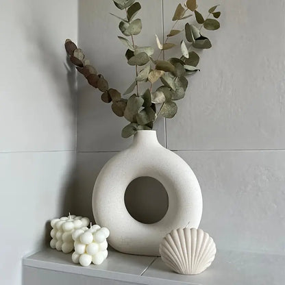 Beautiful Clear Glass Decorative Vase