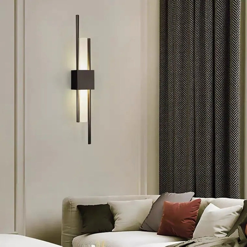 Luxury Black Gold LED Wall Light - Fesara
