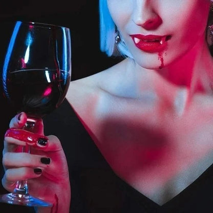 Easy Fit Retractable Vampire Teeth