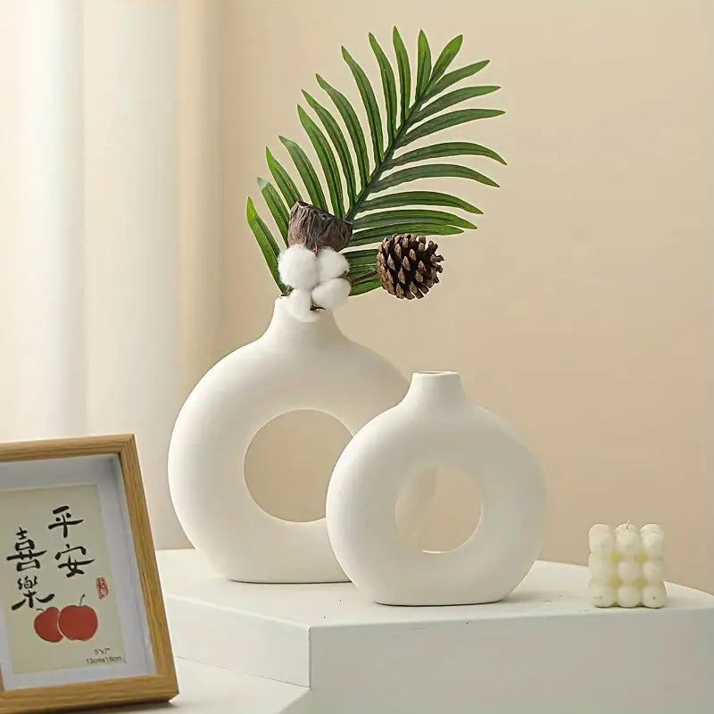 Beautiful Clear Glass Decorative Vase