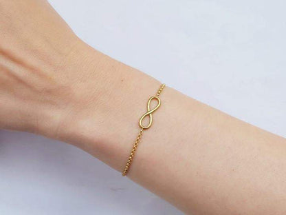 Elegant 14k Gold Infinity Chain Bracelet