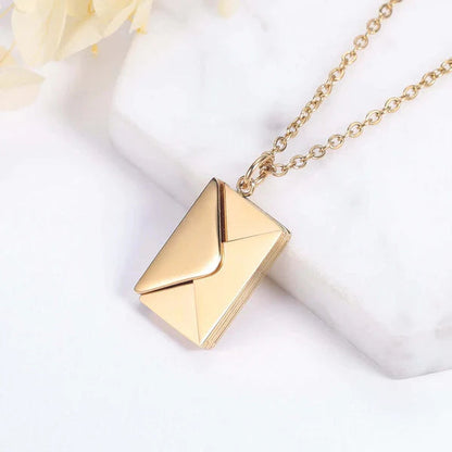 Heartfelt Message Pendant Necklace for Her