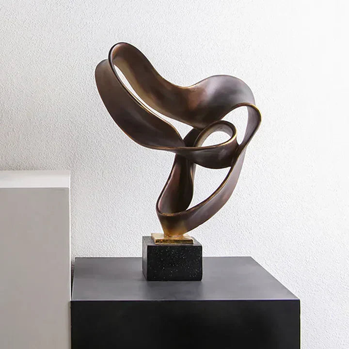 Stylish Resin Figurine - Elegant Home Office Decor