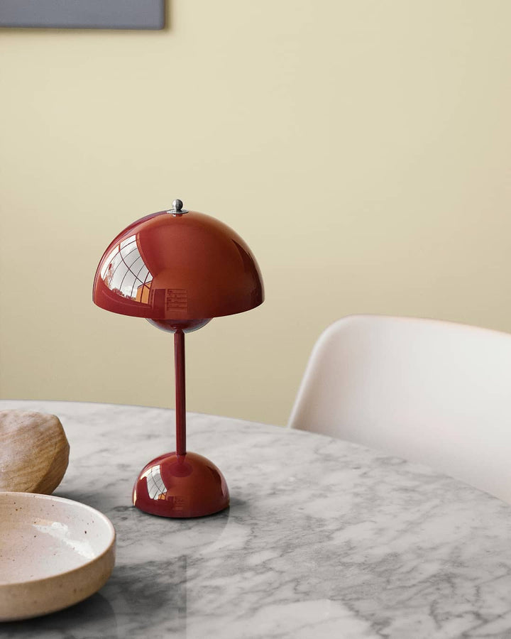 Fesara Glow Lamp - Stylish Modern Table Light