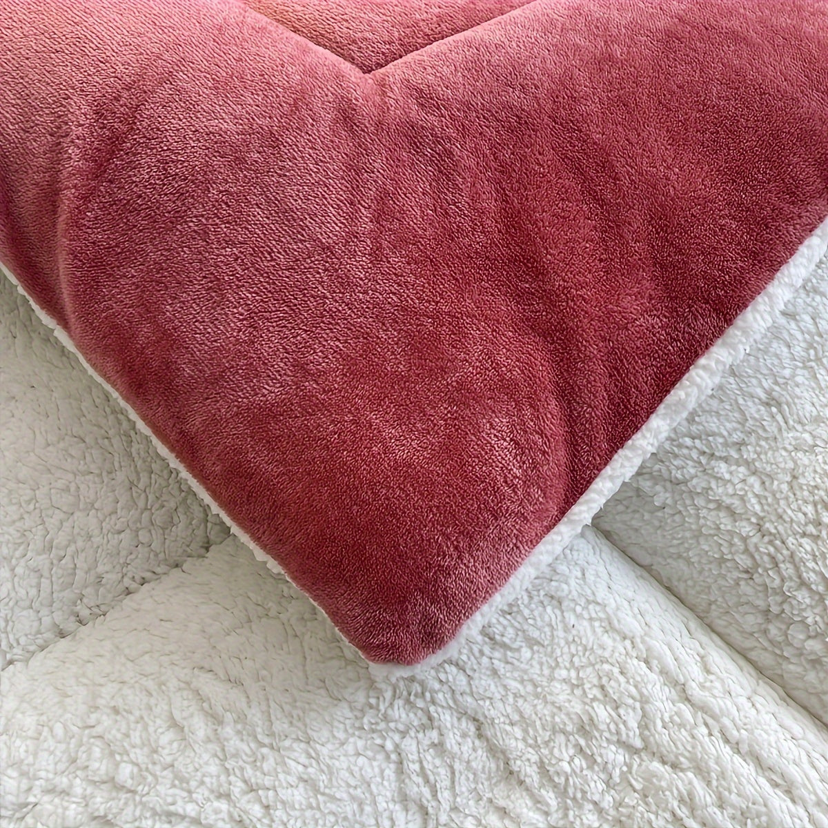 Cozy Cabin Plush Fleece Duvet Blanket