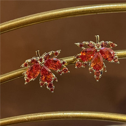 Delicate Leaf Pendant Pretty Necklace