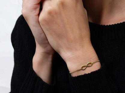 Elegant 14k Gold Infinity Chain Bracelet
