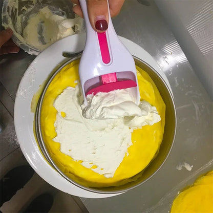Easy Release Cake Serving Spoon