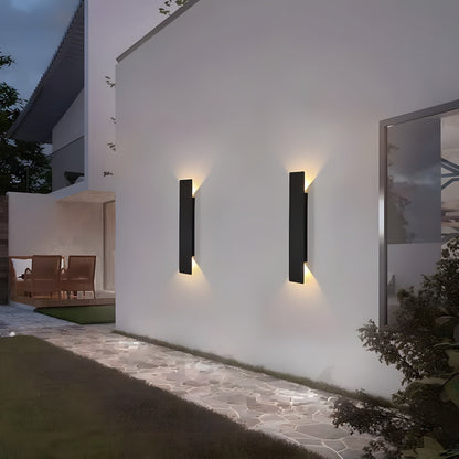 Stylish Outdoor LED Wall Light - Aluminum