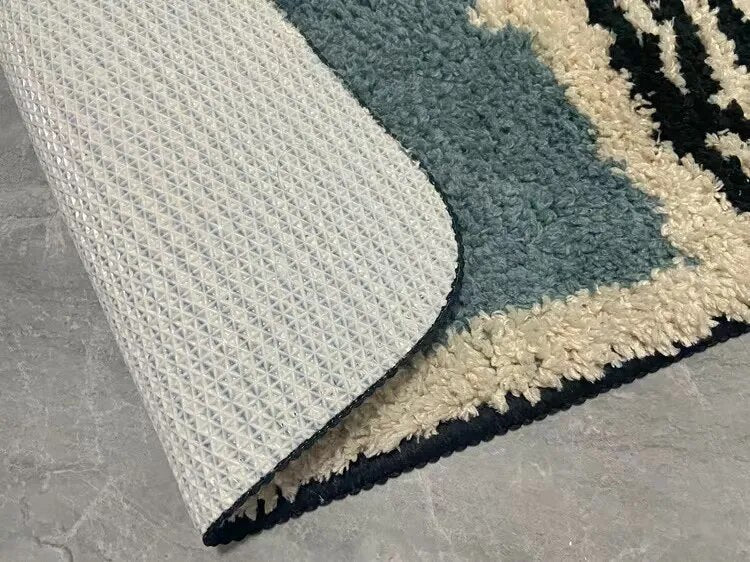 Luxurious Non-Slip Bath Mat for Elegant Bathrooms