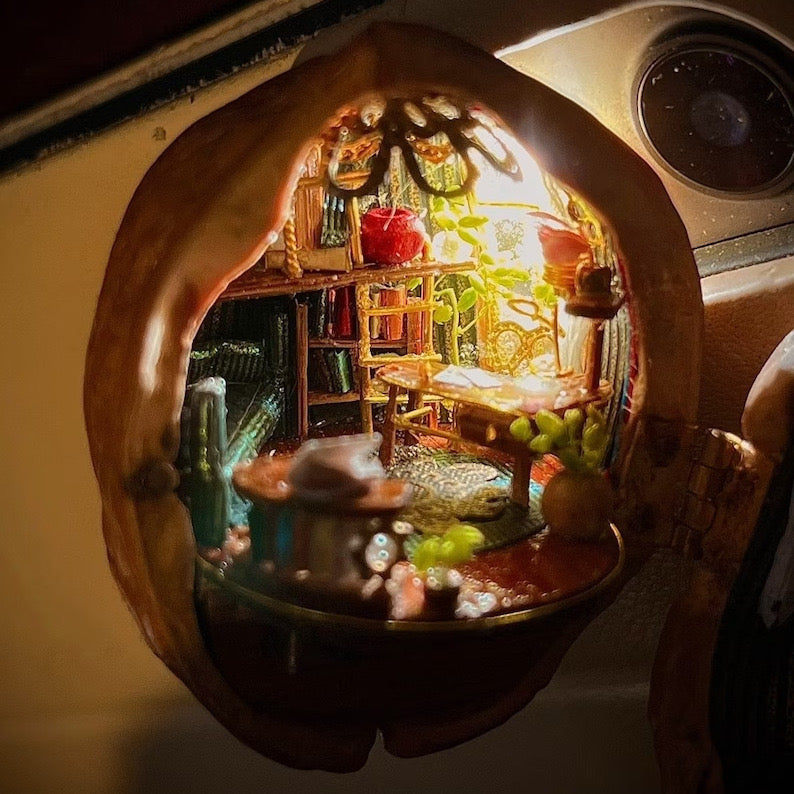 Cozy String Table Lamp