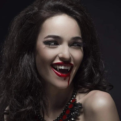 Easy Fit Retractable Vampire Teeth