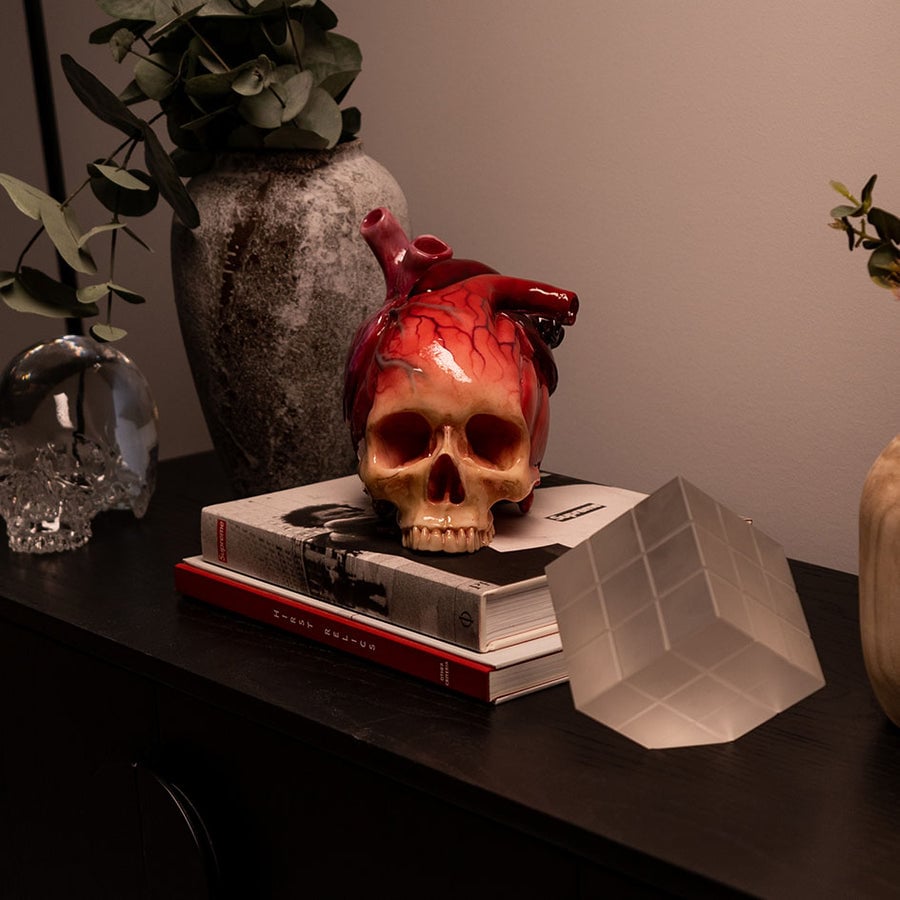 Spine Chilling Frightening Horror Decor