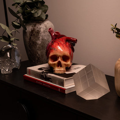 Spine Chilling Frightening Horror Decor