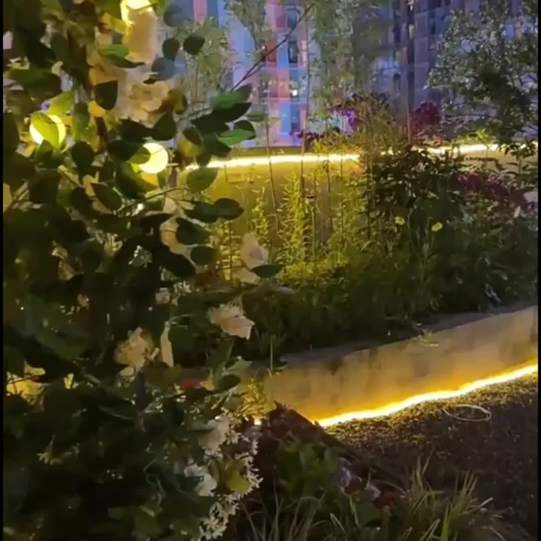 Flexible Outdoor Solar LED Tube Light with Remote