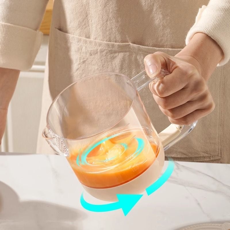 Easy Mix Measuring Cup with Built-in Stirrer