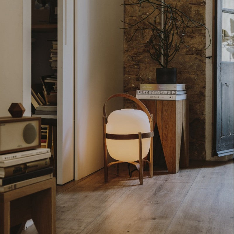 Classic Woven Basket Table Lamp
