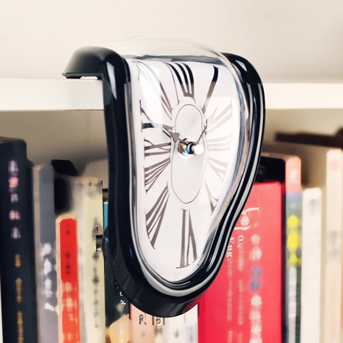 Unique Wall Clock with Hypnotic Design - Fesara