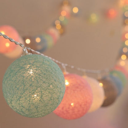 Fun Glow Cotton Ball Sling - LumiBall