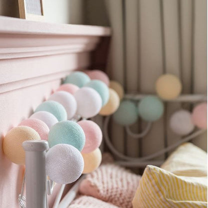 Fun Glow Cotton Ball Sling - LumiBall