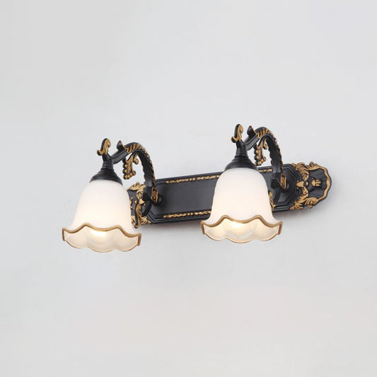 Traditional Vintage Style Wall Light - Fesara