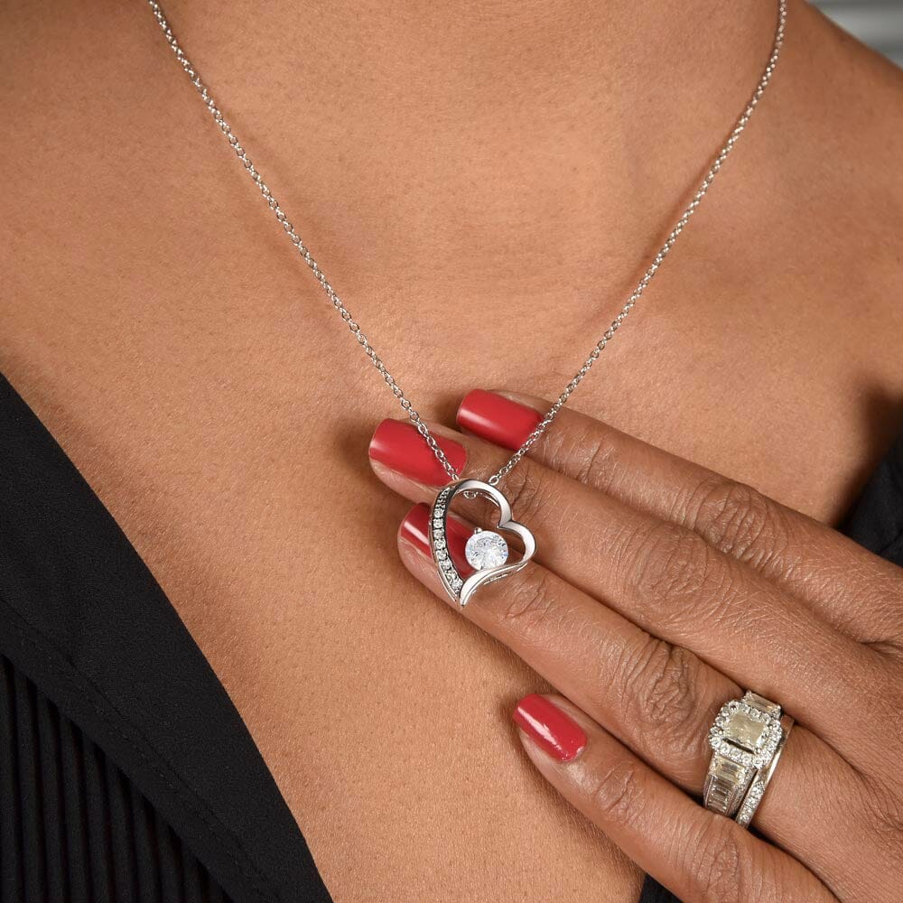 Romantic Rose Gift Box With Heart Necklace