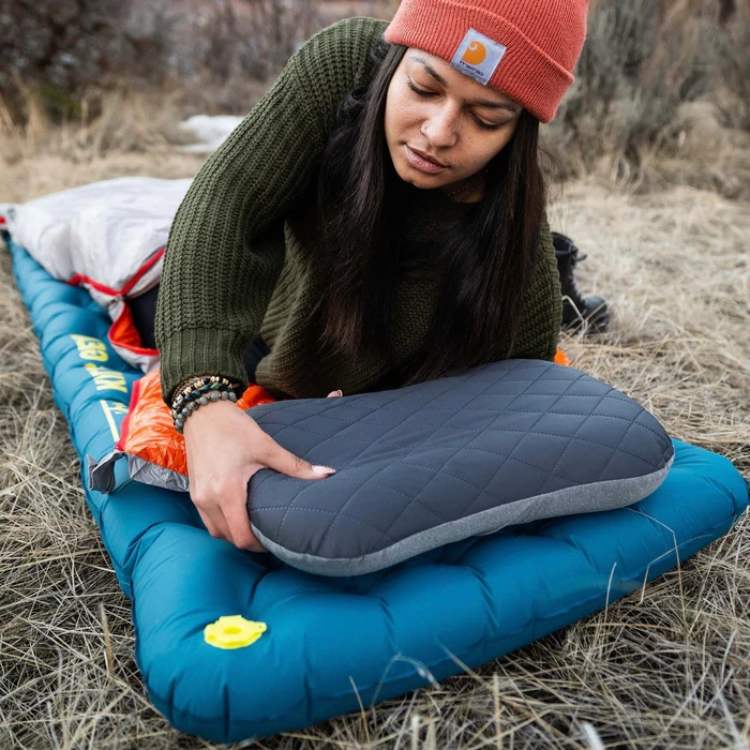 Portable Camping Travel Pillow - Fesara