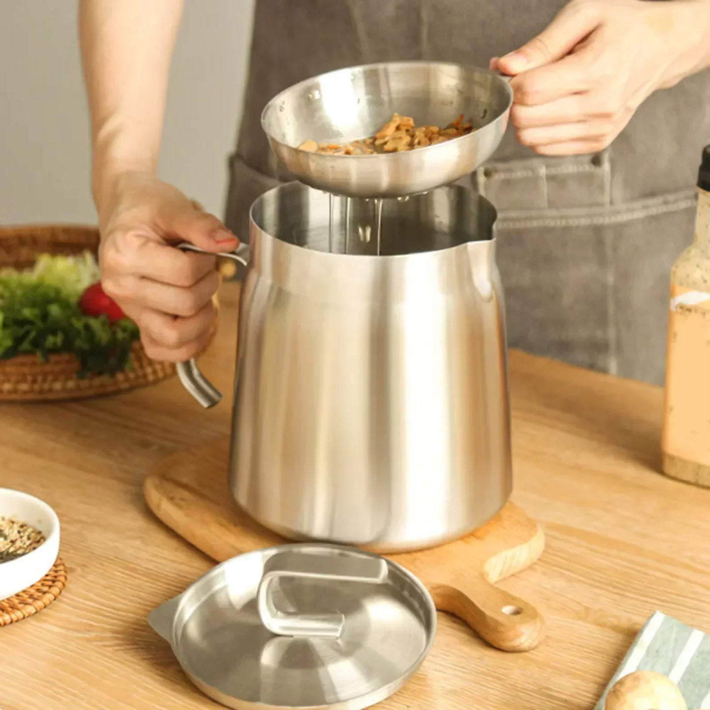 Space Saving Electric Deep Fryer - Snack Master Pro