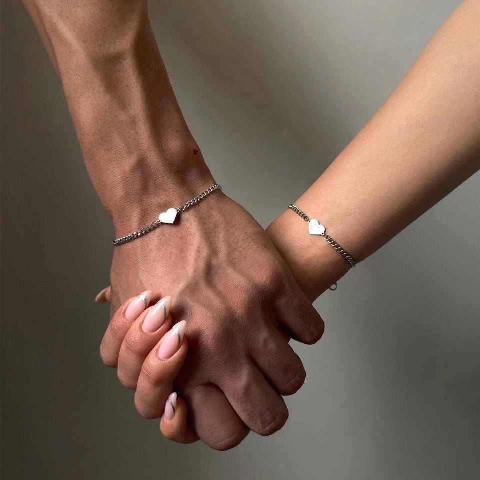 Lovely Pairs Slim Heart Chain Bracelet Set - Fesara