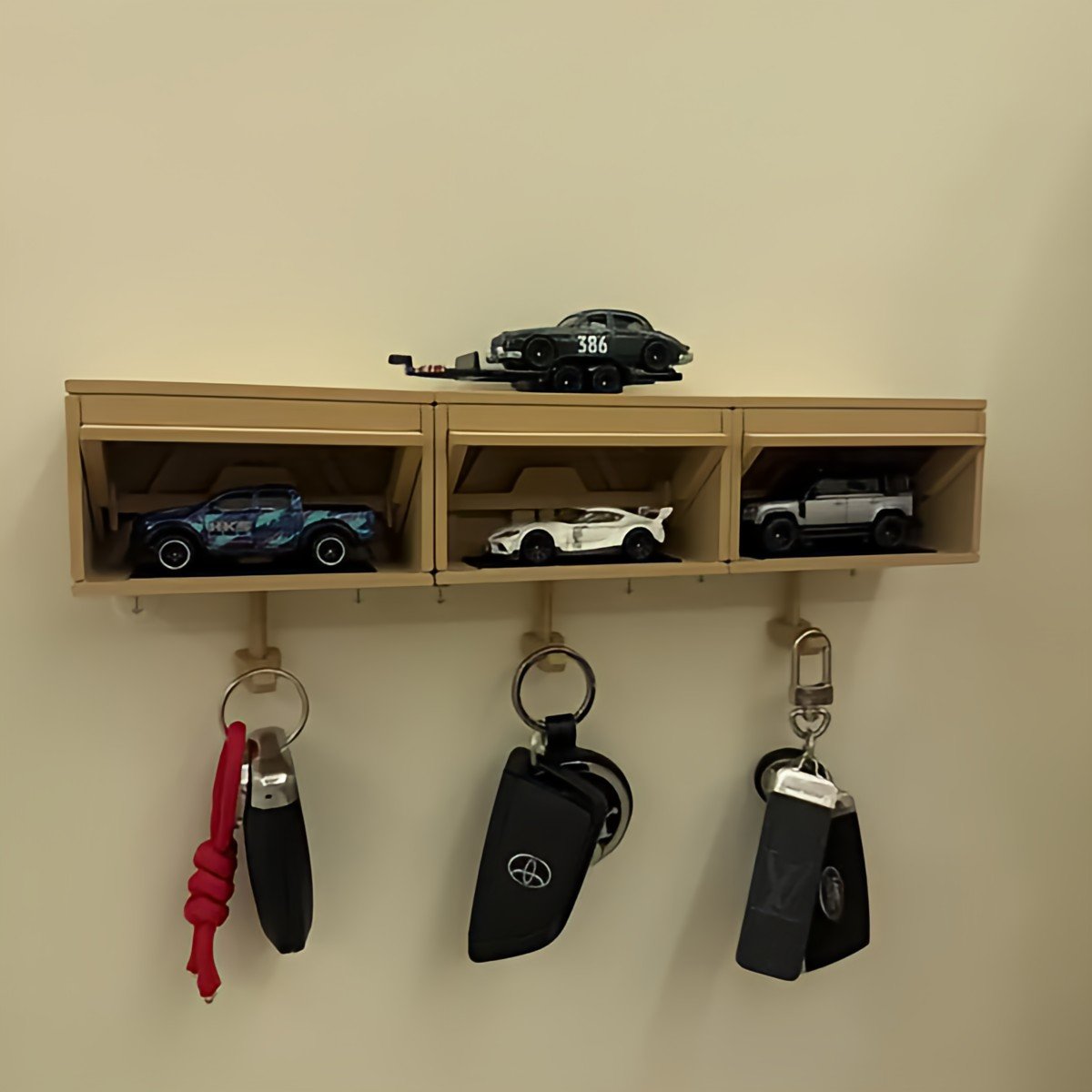 Organized Key Holder for Peaceful Living