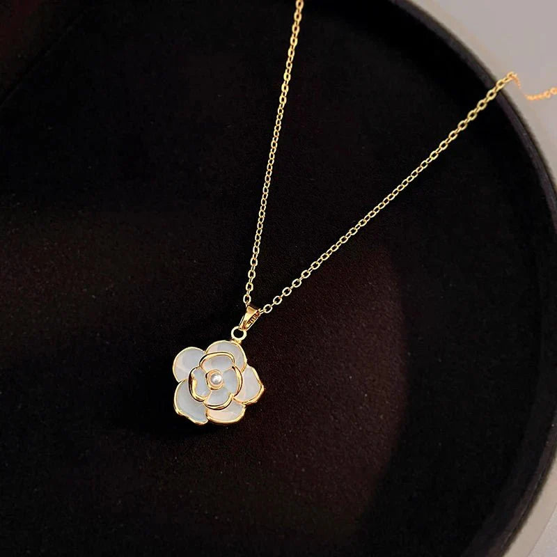 Delicate White Flower Necklace Earrings Ring Set